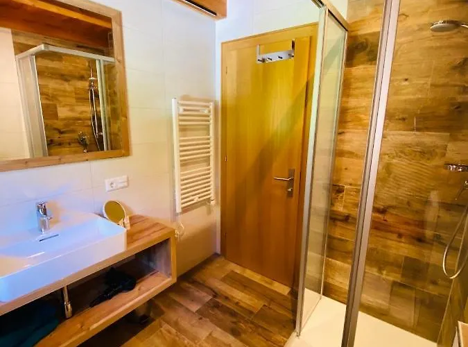 Kalsberger شقة كاونرتال